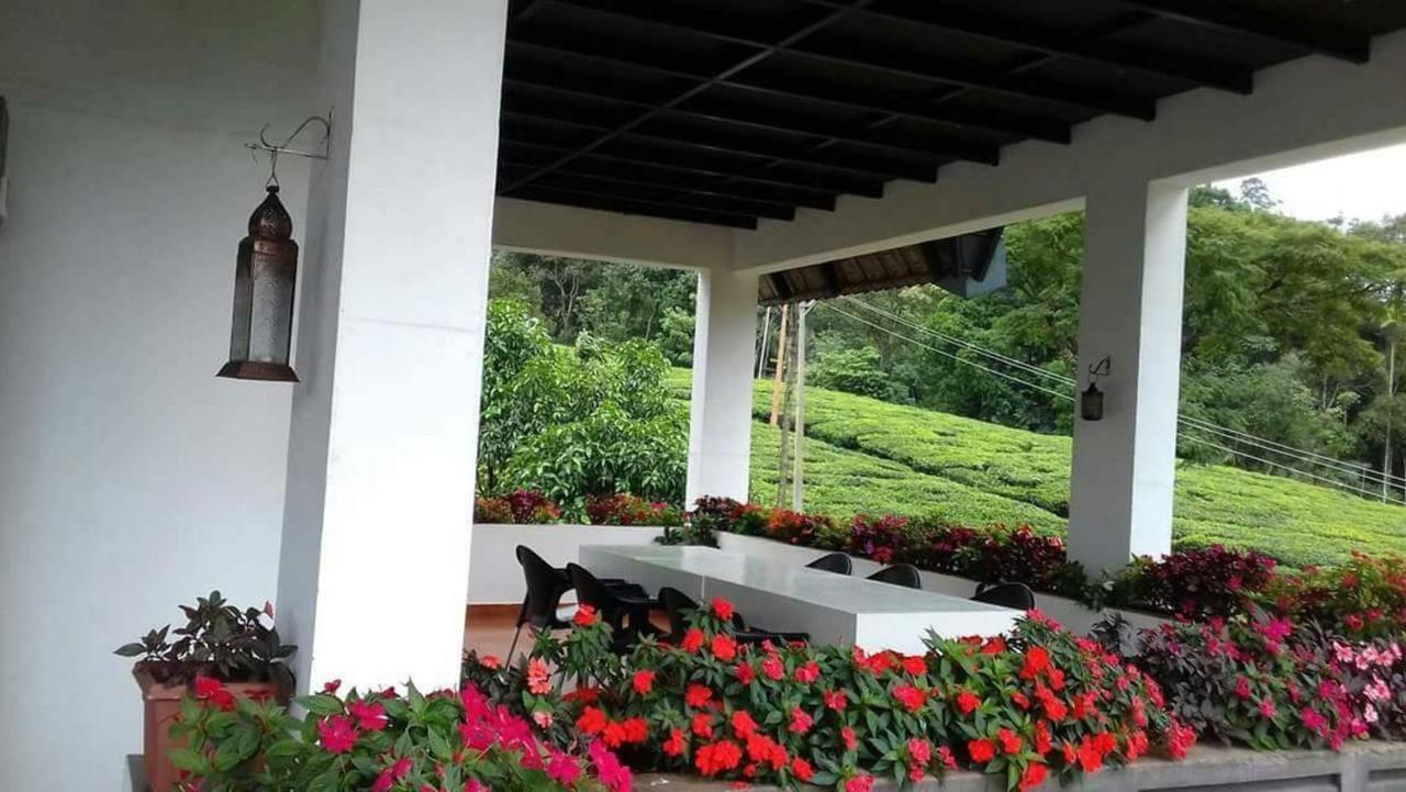 Gruenberg Tea Plantation Haus Bed and Breakfast Munnar Eksteriør billede